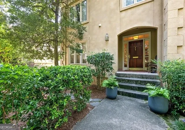 Photo 2 of Townhouse for sale at 34 28th Street, Atlanta, GA 30309 | MLS# 10871986 | Listing updated on 2026-10-30