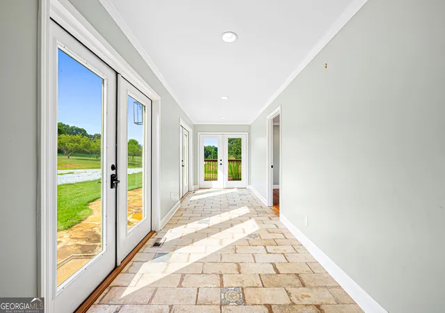 Photo 4 of Single family home for sale at 1 Legacy Ln, Hartwell, GA 30643 | MLS# 10841040 | Listing updated on 2026-09-19