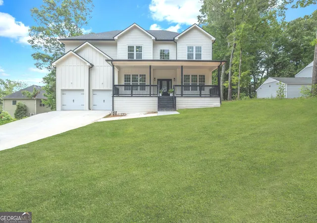 Photo 1 of Single family home for sale at 5401 S Lake Dr, Douglasville, GA 30135 | MLS# 10842903 | Listing updated on 2026-09-17