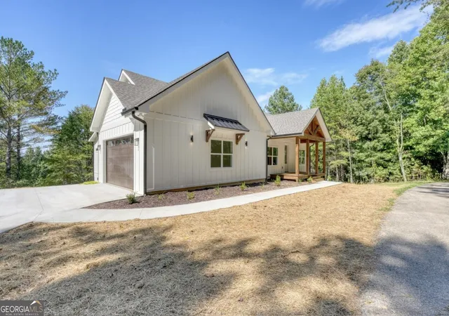 Photo 1 of Single family home for sale at 99 Loftis Mtn Trl, Blairsville, GA 30512 | MLS# 10830177 | Listing updated on 2026-10-01