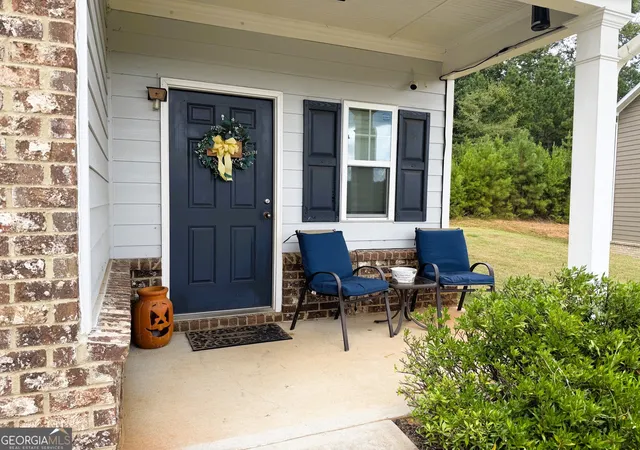 Photo 2 of Single family home for sale at 344 Augusta Woods Dr, Villa Rica, GA 30180 | MLS# 10844880 | Listing updated on 2026-09-25