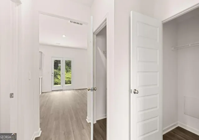 Photo 3 of Sale Pending at 53 Weymouth Dr, Locust Grove, GA 30248 | MLS# 10838127 | Listing updated on 2026-09-12