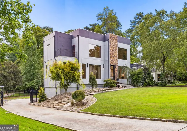 Photo 1 of Single family home for sale at 2422 Sagamore Dr NW, Atlanta, GA 30305 | MLS# 10851875 | Listing updated on 2026-09-24