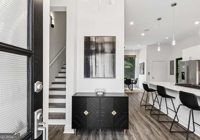 Photo 4 of Single family home for sale at 2422 Sagamore Dr NW, Atlanta, GA 30305 | MLS# 10851875 | Listing updated on 2026-09-24