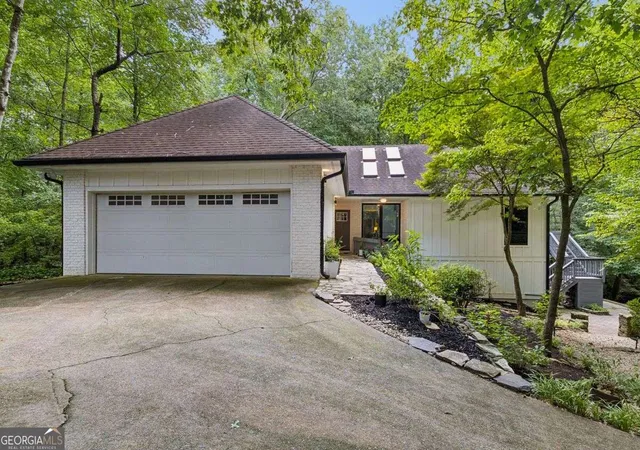 Single family home for sale at 2330 Castle Ln NE, Marietta, GA 30062 | MLS# 10852199