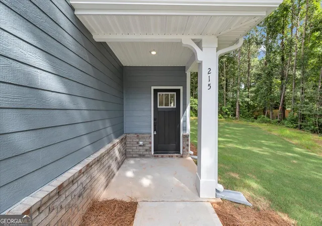 Photo 4 of Single family home for sale at 215 Laney Dr #LOT 55, Carrollton, GA 30117 | MLS# 10872697 | Listing updated on 2026-10-28