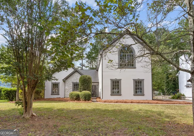Photo 1 of Single family home for sale at 5500 Arrowind Rd Nw, Lilburn, GA 30047 | MLS# 10846343 | Listing updated on 2026-09-30