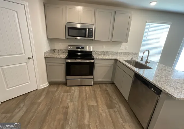 Photo 3 of Single family home for sale at 115 Alayna Ct, Macon, GA 31216 | MLS# 10850638 | Listing updated on 2026-09-29