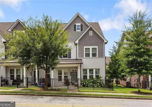 Photo 1 of Townhouse for sale at 2780 Bell Dr Se, Smyrna, GA 30080 | MLS# 10842776 | Listing updated on 2026-09-10