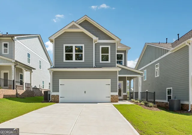 Photo 2 of Single family home for sale at 5222 Trace View Dr, Flowery Branch, GA 30542 | MLS# 10833465 | Listing updated on 2026-09-05