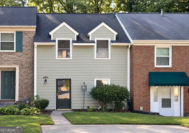Photo 1 of Sale Pending at 779 Coventry Township Pl, Marietta, GA 30062 | MLS# 10849176 | Listing updated on 2026-10-08