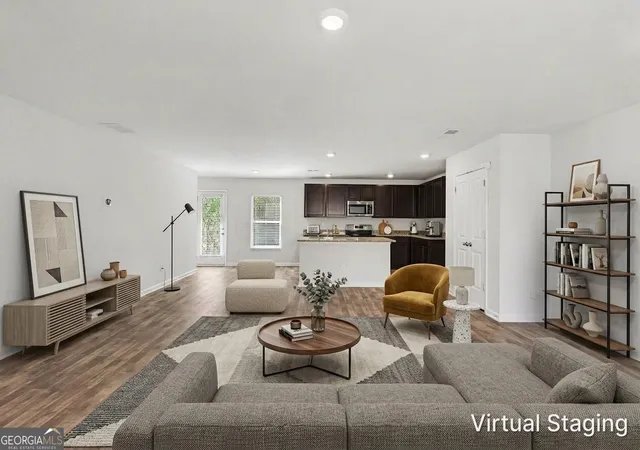 Photo 3 of Single family home for sale at 6506 Beaver Creek Trl, Atlanta, GA 30349 | MLS# 10820194 | Listing updated on 2026-10-09