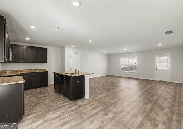 Photo 3 of Single family home for sale at 6506 Beaver Creek Trl, Atlanta, GA 30349 | MLS# 10820194 | Listing updated on 2026-10-09