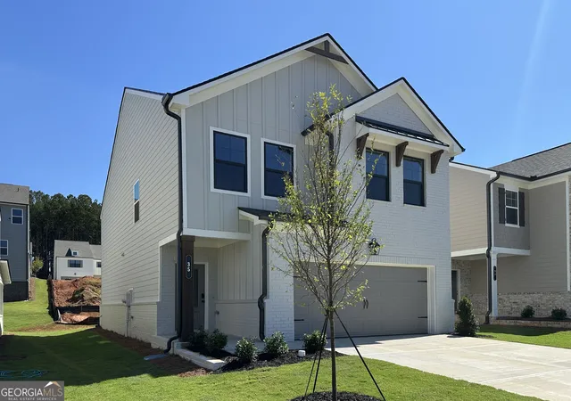Photo 3 of Single family home for sale at 35 Butternut Way, Auburn, GA 30011 | MLS# 10844581 | Listing updated on 2026-09-25