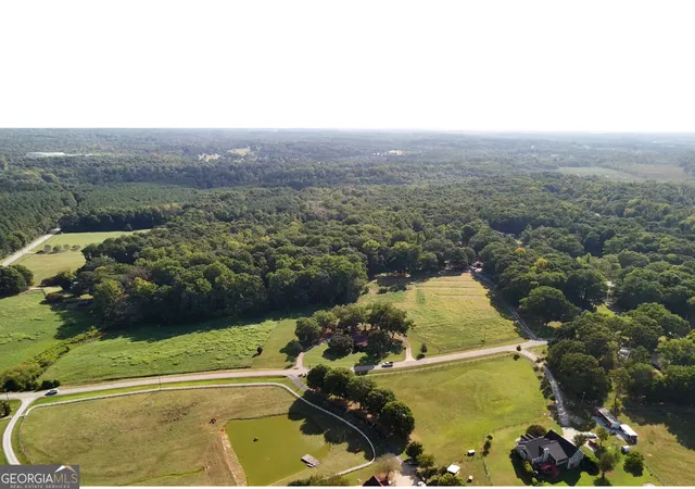 Photo 3 of Sale Pending at 187 P J Roberts Rd, Jefferson, GA 30549 | MLS# 10844033 | Listing updated on 2026-10-04