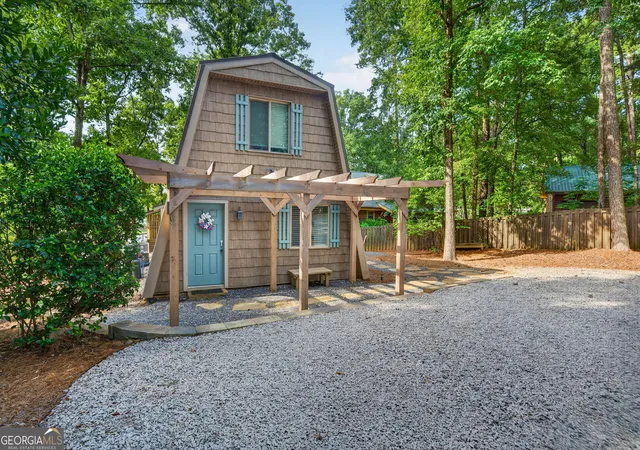 Photo 2 of Single family home for sale at 1000 Tree A Coon Pl, Greensboro, GA 30642 | MLS# 10836603 | Listing updated on 2026-09-12
