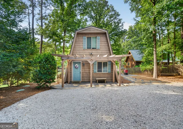 Photo 3 of Single family home for sale at 1000 Tree A Coon Pl, Greensboro, GA 30642 | MLS# 10836603 | Listing updated on 2026-09-12