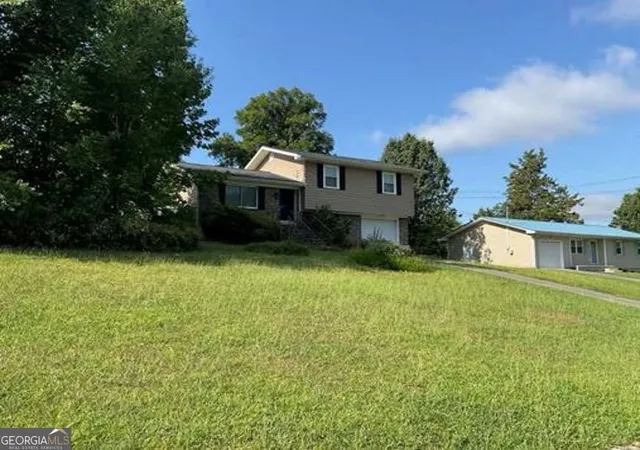 Photo 1 of Single family home for sale at 254 Pine St, Ringgold, GA 30736 | MLS# 10845962 | Listing updated on 2026-10-06