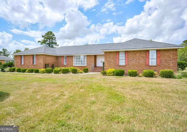 Photo 1 of Single family home for sale at 1509 Weaver Dr, Augusta, GA 30909 | MLS# 10844864 | Listing updated on 2026-09-16