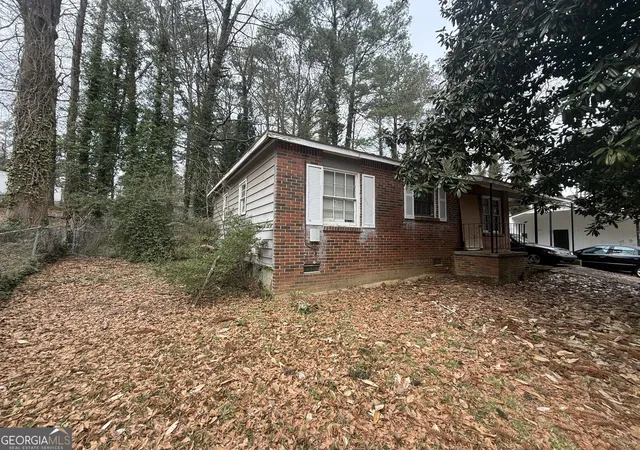Photo 3 of Single family home for sale at 734 Alfred Rd Nw, Atlanta, GA 30331 | MLS# 10851191 | Listing updated on 2026-09-23