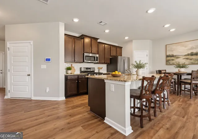 Photo 2 of Townhouse for sale at 3652 Prospect Point Dr, Oakwood, GA 30566 | MLS# 10834269 | Listing updated on 2026-10-03