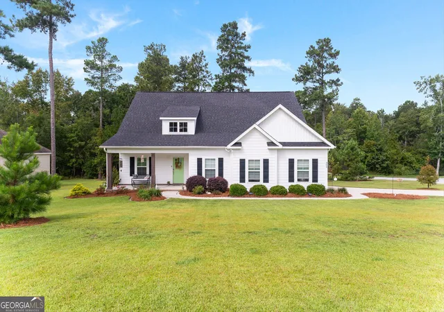 Photo 3 of Single family home for sale at 302 Brighton Way, Statesboro, GA 30461 | MLS# 10836665 | Listing updated on 2026-09-08