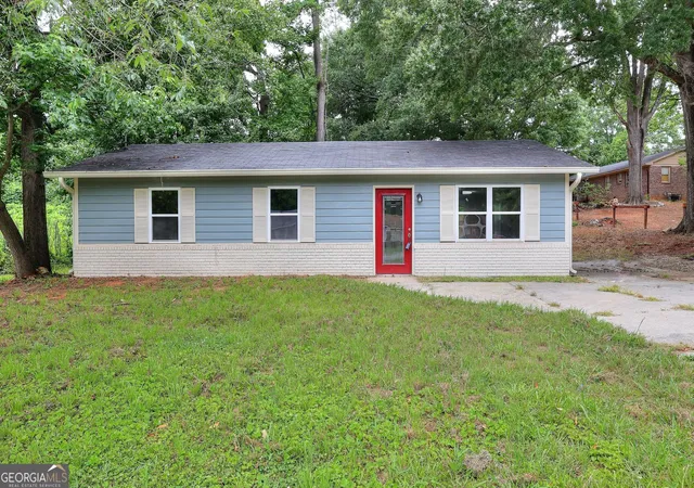 Photo 1 of Single family home for sale at 21 Duke Cir, Winder, GA 30680 | MLS# 10843212 | Listing updated on 2026-09-10