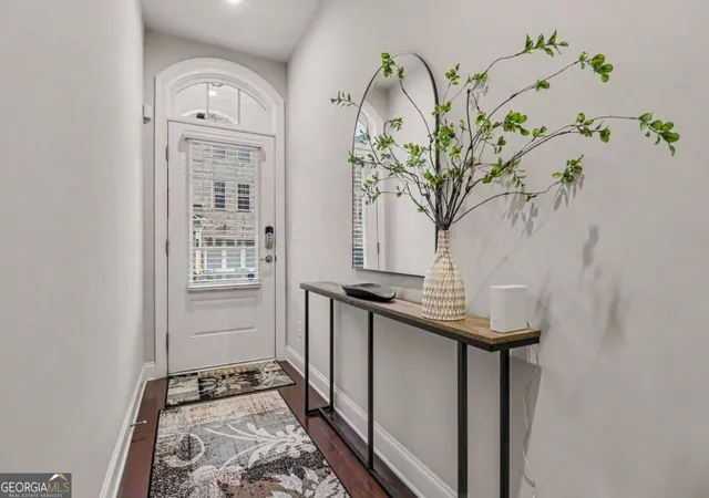 Photo 2 of Townhouse for sale at 4230 Perimeter Park E #109, Atlanta, GA 30341 | MLS# 10845946 | Listing updated on 2026-09-28
