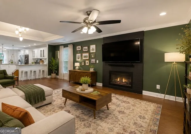 Photo 4 of Single family home for sale at 1154 Oakland Ln SW, Atlanta, GA 30310 | MLS# 10829128 | Listing updated on 2026-09-17