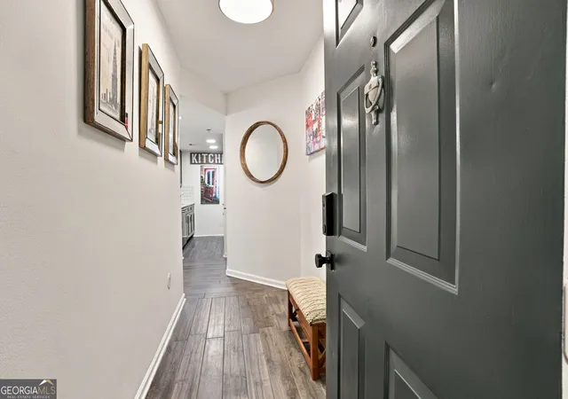 Photo 2 of Condo for sale at 1280 W Peachtree St Nw #APT 812, Atlanta, GA 30309 | MLS# 10852929 | Listing updated on 2026-10-09