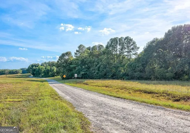 Photo 3 of House for sale at 1050 J T Elder Rd, Watkinsville, GA 30677 | MLS# 10847392 | Listing updated on 2026-09-30