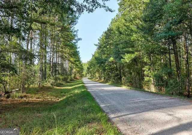Photo 4 of House for sale at 1050 J T Elder Rd, Watkinsville, GA 30677 | MLS# 10847392 | Listing updated on 2026-09-30