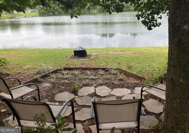 Photo 4 of Townhouse for sale at 107 E Lakemont Dr, Kingsland, GA 31548 | MLS# 10845304 | Listing updated on 2026-09-27