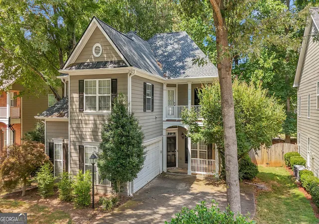Photo 2 of Sale Pending at 1229 Crescentwood Ln, Decatur, GA 30032 | MLS# 10839411 | Listing updated on 2026-09-15