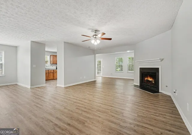 Photo 2 of Single family home for sale at 411 Crested View Dr, Loganville, GA 30052 | MLS# 10846769 | Listing updated on 2026-09-30