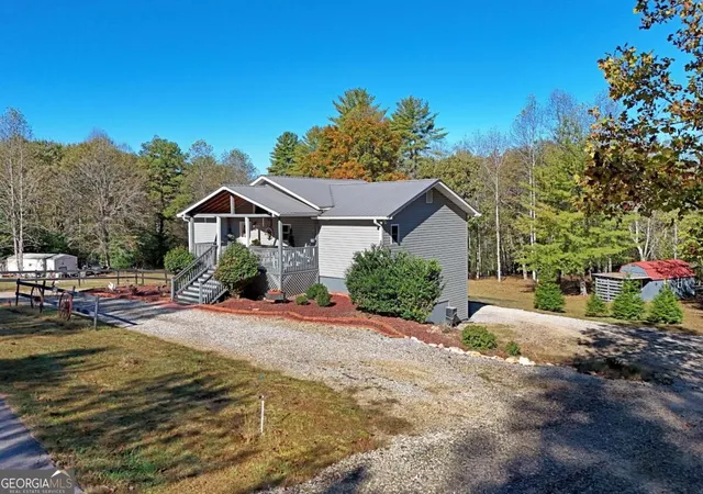 Photo 2 of Single family home for sale at 407 Highland Tr, Blairsville, GA 30512 | MLS# 10876002 | Listing updated on 2026-10-26