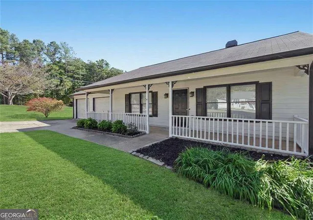 Photo 2 of Single family home for sale at 13 White Tail Dr, Jasper, GA 30143 | MLS# 10844203 | Listing updated on 2026-09-15