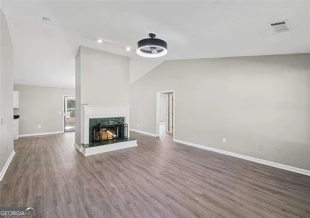Photo 3 of Single family home for sale at 13 White Tail Dr, Jasper, GA 30143 | MLS# 10844203 | Listing updated on 2026-09-15