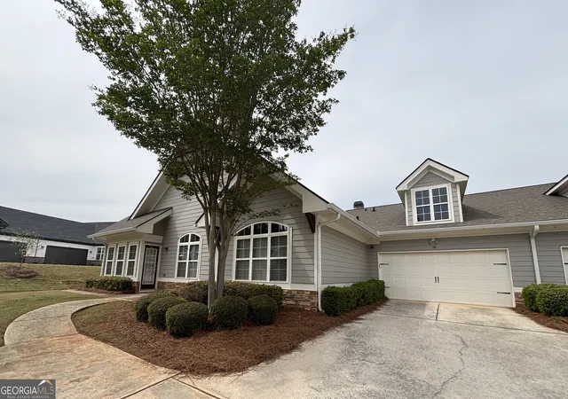 Photo 3 of Condo for sale at 15 Covington Ter, Newnan, GA 30263 | MLS# 10837412 | Listing updated on 2026-09-15