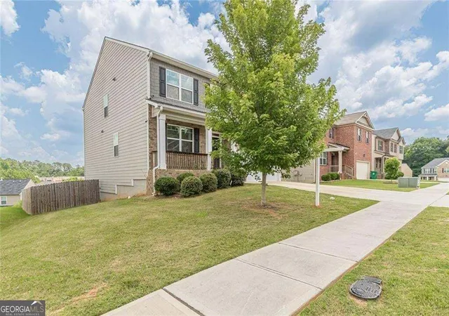 Photo 2 of Single family home for sale at 4134 Eliza Dr, Lithonia, GA 30038 | MLS# 10853323 | Listing updated on 2026-10-09