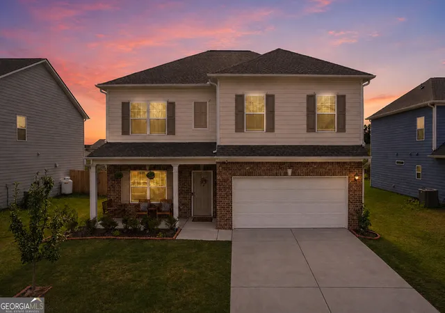Photo 1 of Single family home for sale at 99 Royal Oak Dr Ne, Rome, GA 30165 | MLS# 10842924 | Listing updated on 2026-10-06