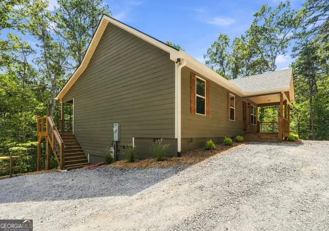 Photo 2 of Single family home for sale at 178 Spalding Cir, Ellijay, GA 30540 | MLS# 10848464 | Listing updated on 2026-09-17