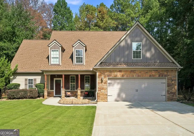 Photo 1 of Sale Pending at 238 Cainbridge Park Dr, Newnan, GA 30263 | MLS# 10839636 | Listing updated on 2026-09-16