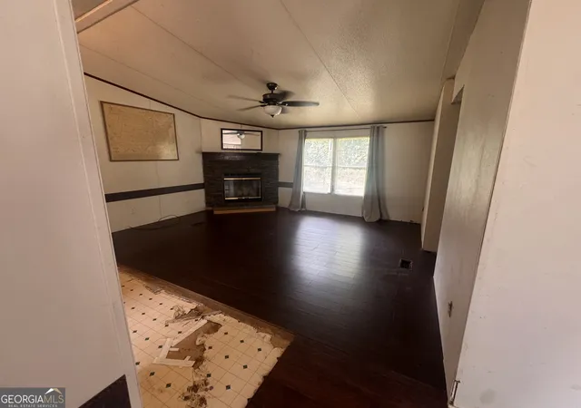 Photo 3 of Manufactured home for sale at 435 Blueberry Ln, Winder, GA 30680 | MLS# 10850782 | Listing updated on 2026-10-06