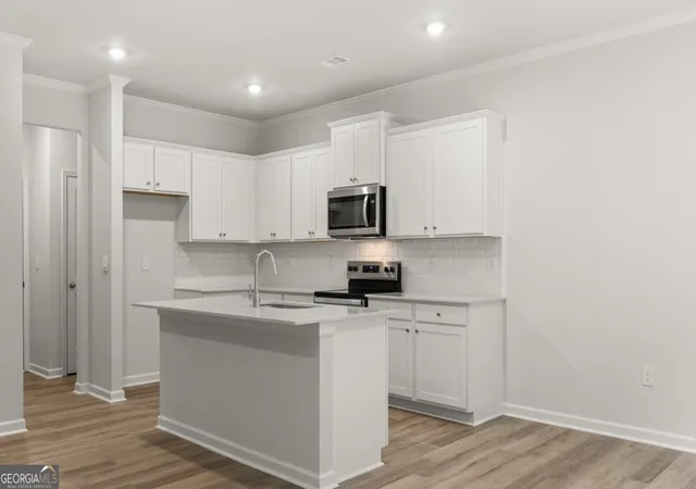Photo 4 of Single family home for sale at 4414 Manor Hl Dr, Union City, GA 30291 | MLS# 10877990 | Listing updated on 2026-10-26