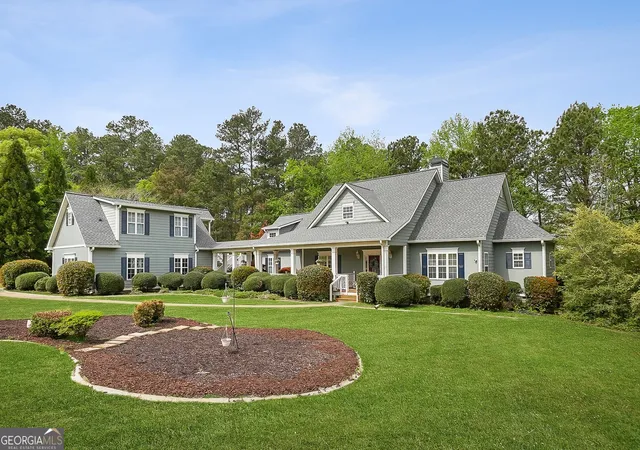 Photo 2 of Single family home for sale at 200 Chaparral Tr, Tyrone, GA 30290 | MLS# 10844211 | Listing updated on 2026-09-11