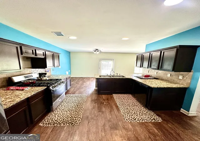 Photo 4 of Single family home for sale at 5811 Rex Ridge Pkwy, Rex, GA 30273 | MLS# 10851764 | Listing updated on 2026-10-07