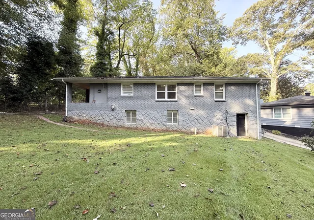 Photo 12 of Single family home for sale at 2431 Ivydale Dr SW, Atlanta, GA 30311 | MLS# 10774351 | Listing updated on 2026-10-03
