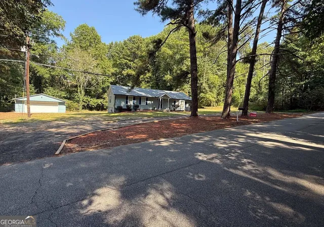 Photo 1 of Single family home for sale at 200 Gordon Cir Sw, Mableton, GA 30126 | MLS# 10850552 | Listing updated on 2026-10-05