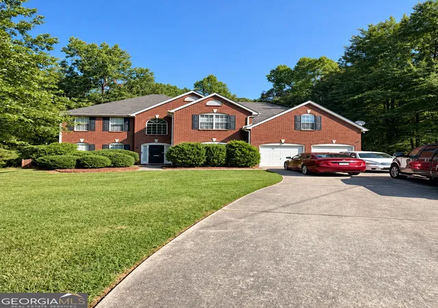 Photo 3 of Single family home for sale at 804 Pownal Ln, Hampton, GA 30228 | MLS# 10849560 | Listing updated on 2026-10-06